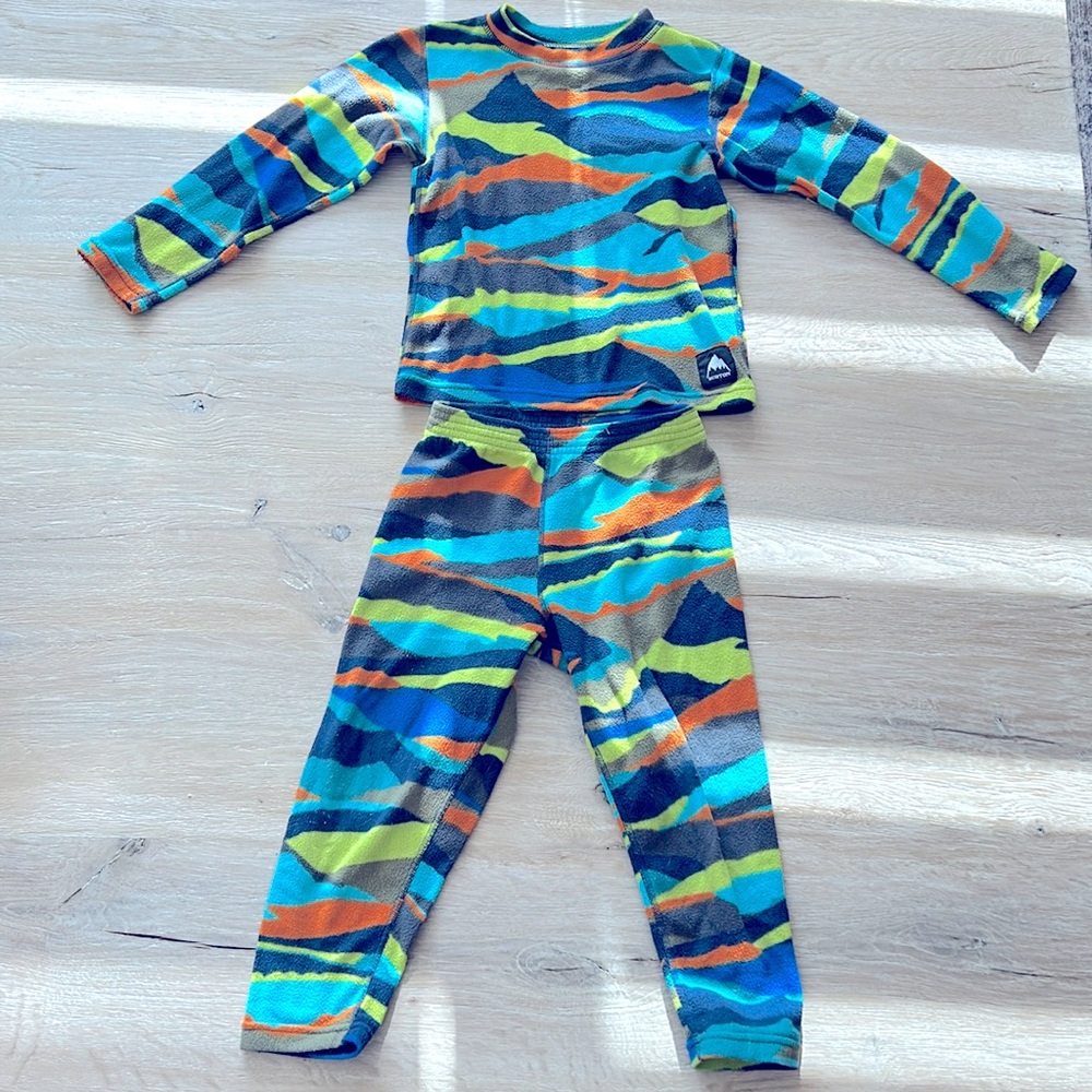 Burton 4T Toddler’s Fleece Base Layer set.